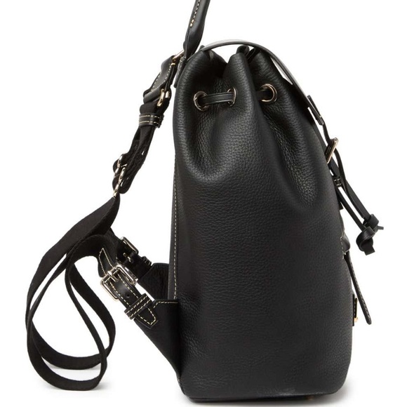 ⛔️SOLD⛔️Authentic Dooney & Bourke leather Backpack - Picture 7 of 8